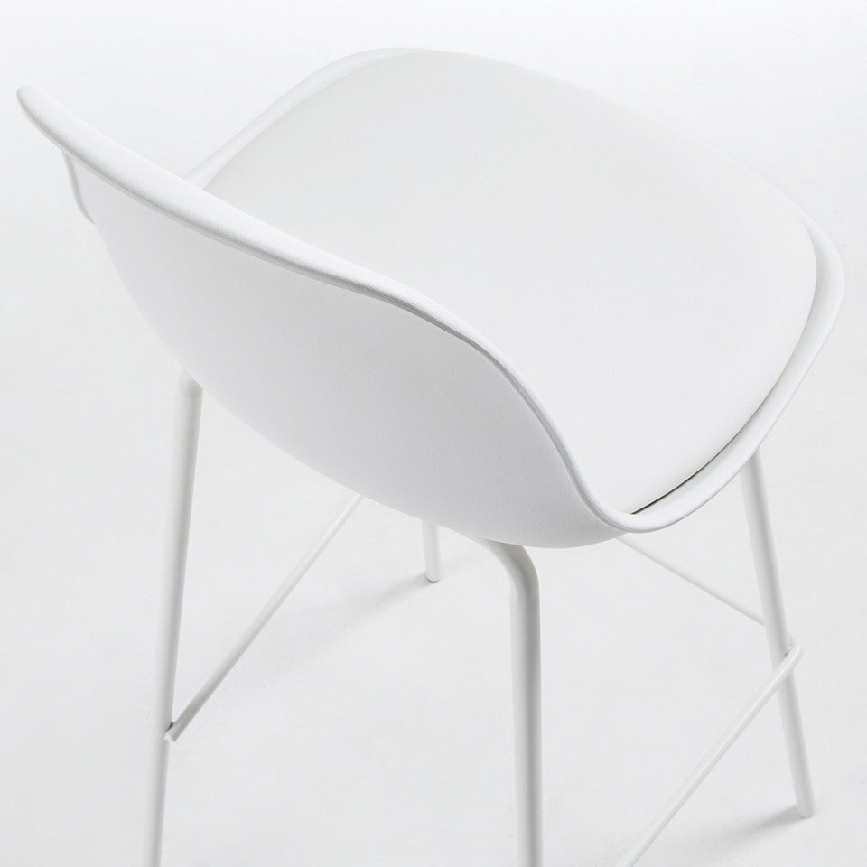 Scaun bar alb din piele ecologica Brighter Kave Home