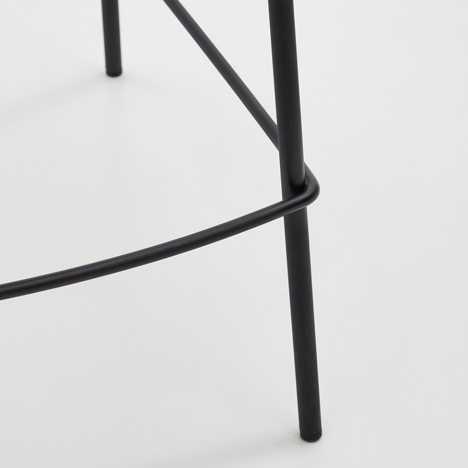 Scaun bar gri deschis din metal Yvette Low Kave Home
