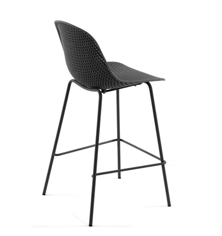 Scaun bar gri din metal Quinby Kave Home