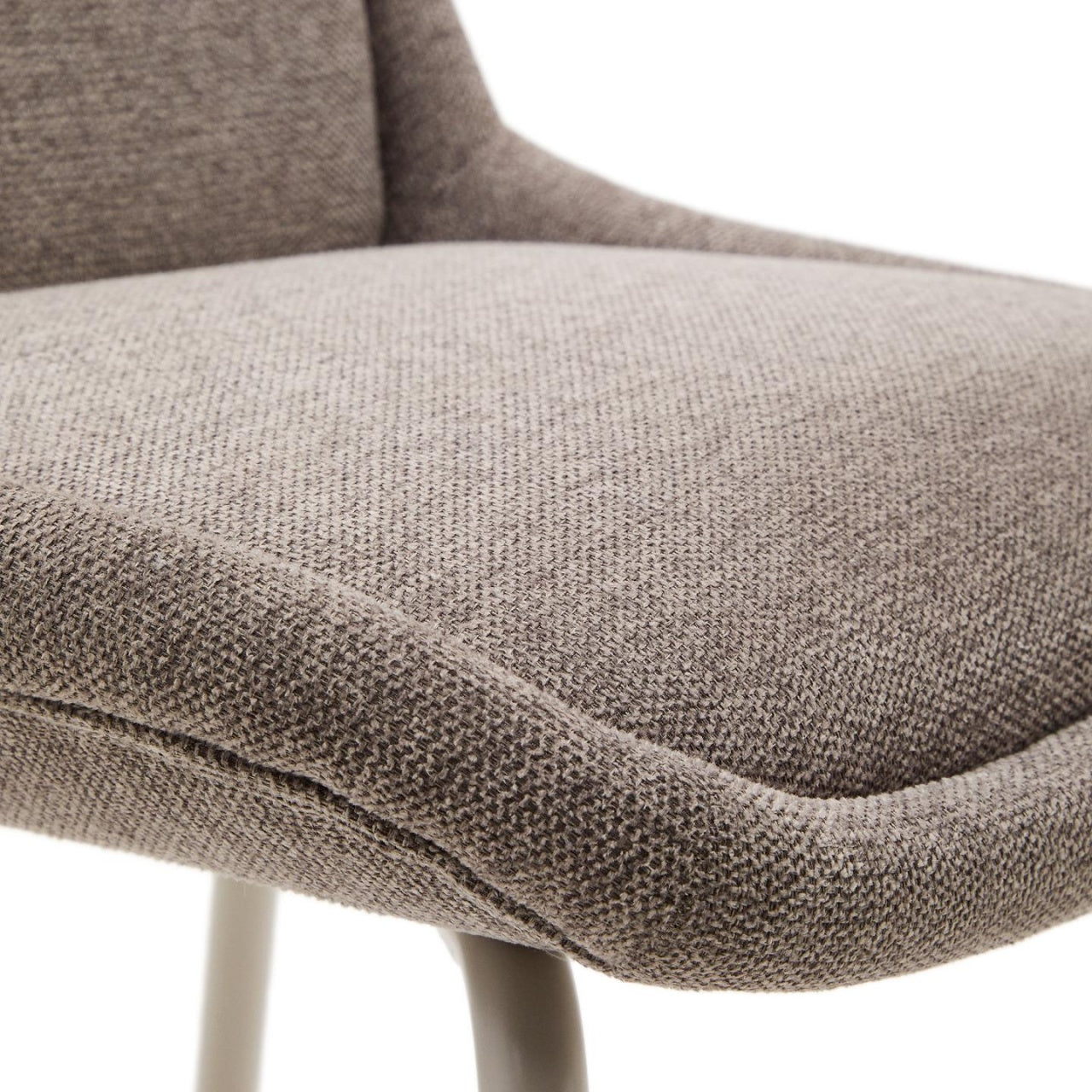 Scaun bar maro deschis/bej din textil Aimin Chenille Kave Home