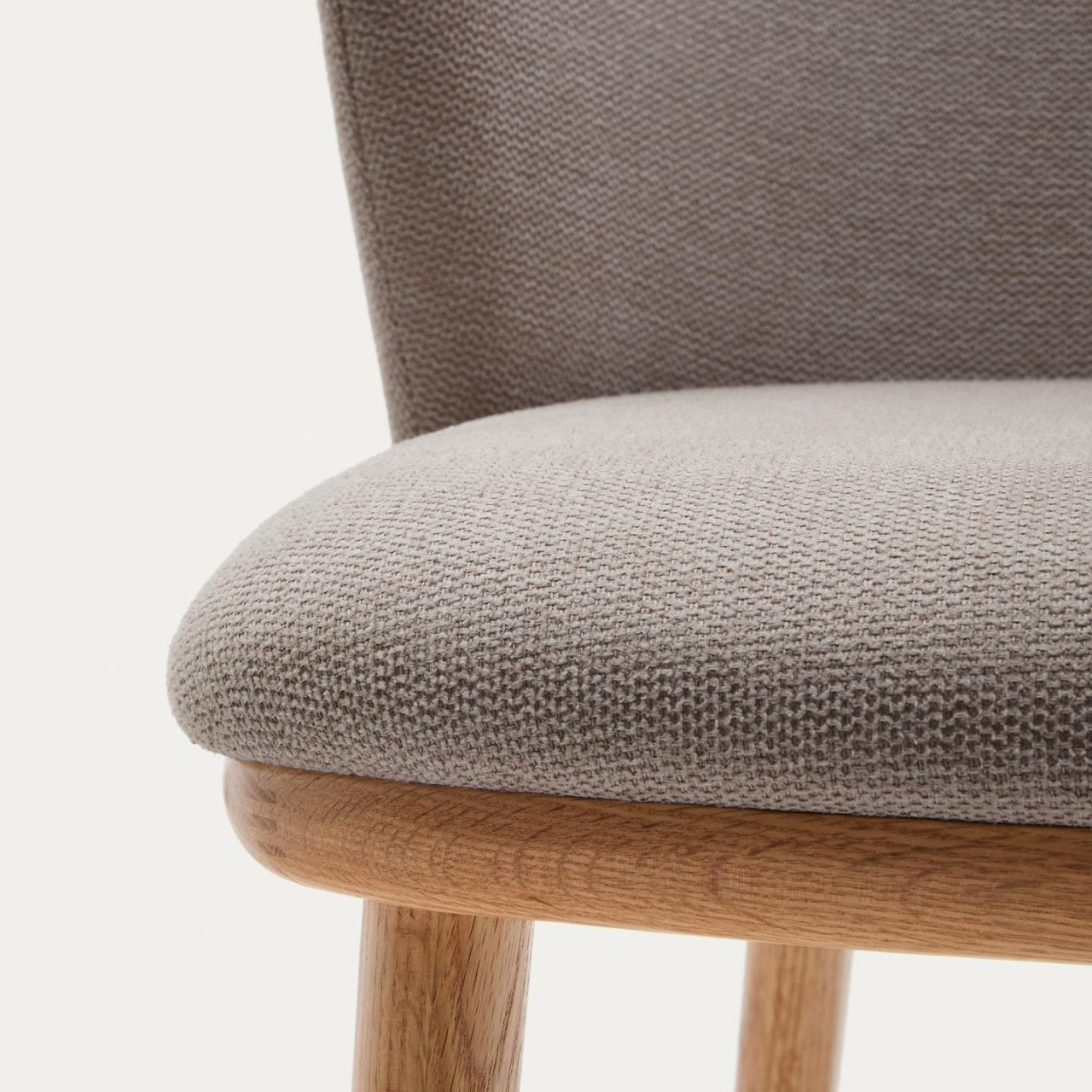 Scaun bar maro din textil Ciselia Low Chenille Kave Home