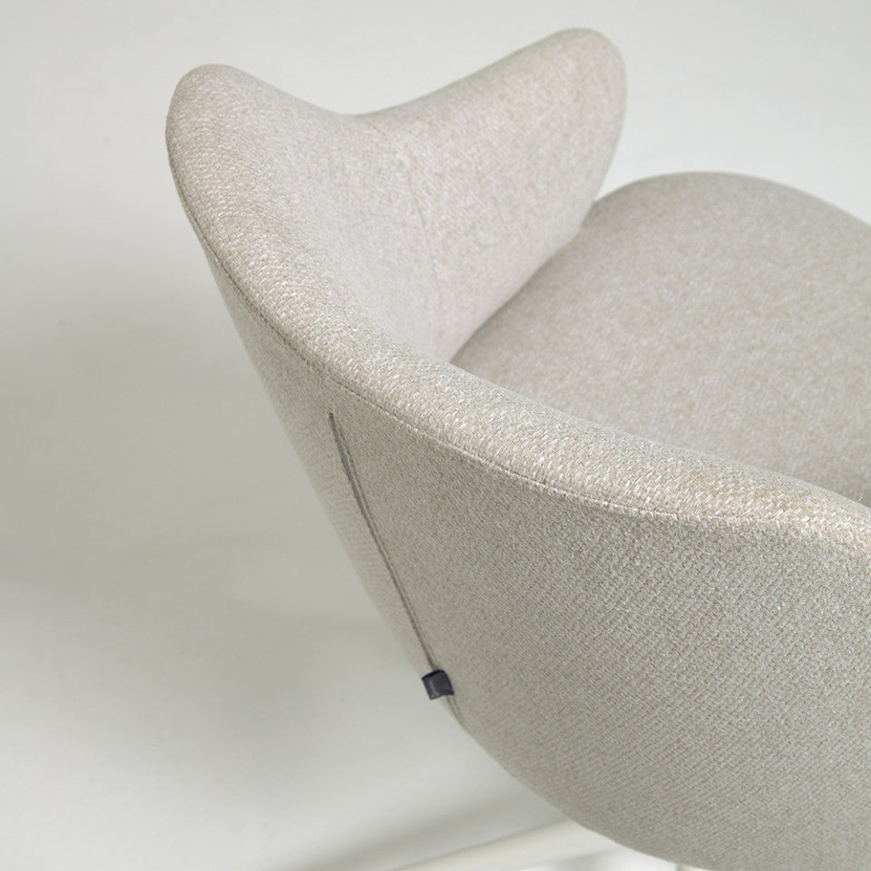 Scaun birou rotativ gri deschis din textil Einara Kave Home