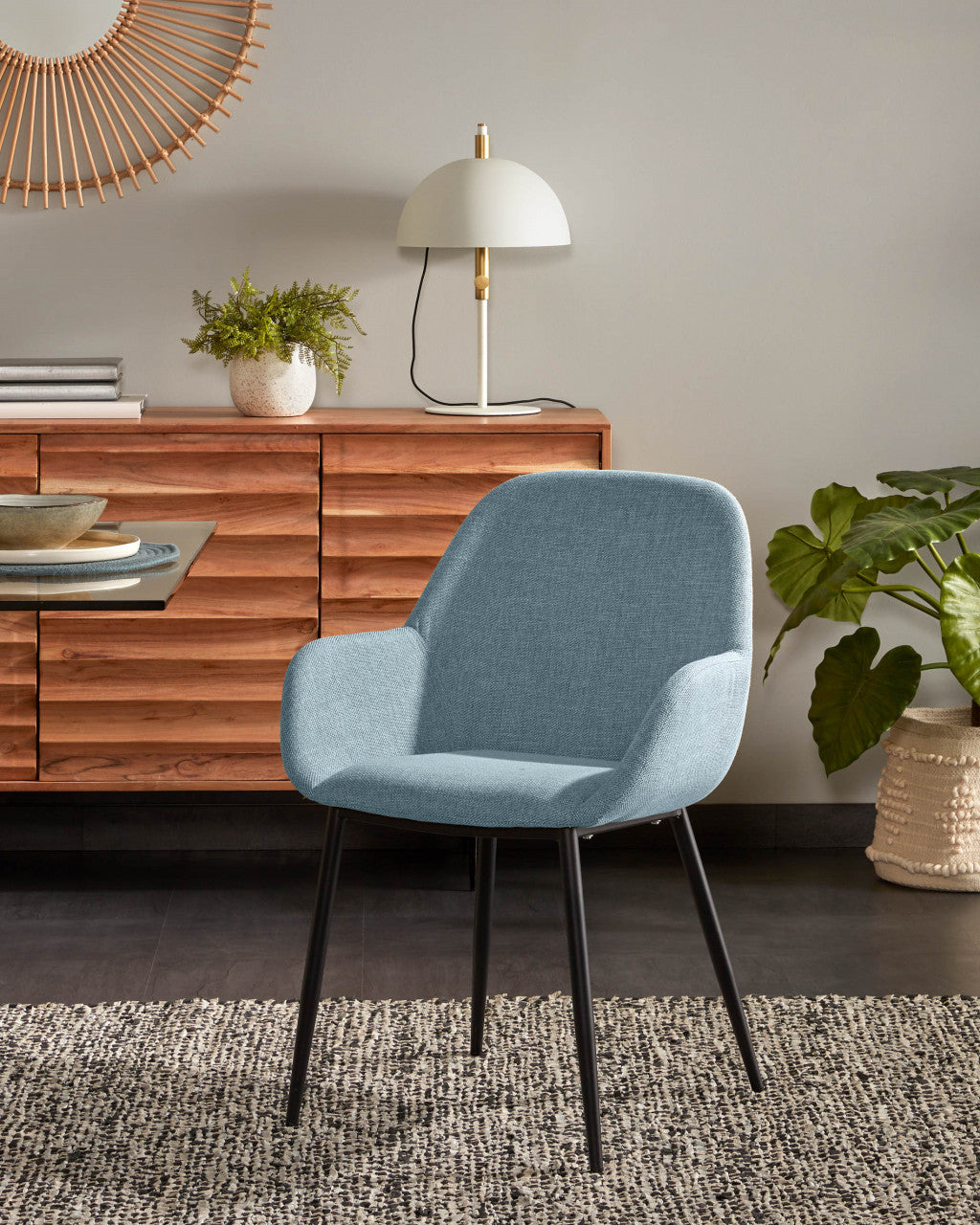Scaun dining albastru din textil Konna Kave Home