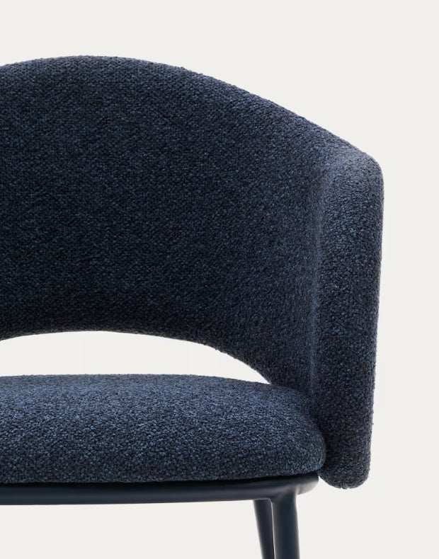Scaun dining albastru din textil Maina Chenille Kave Home