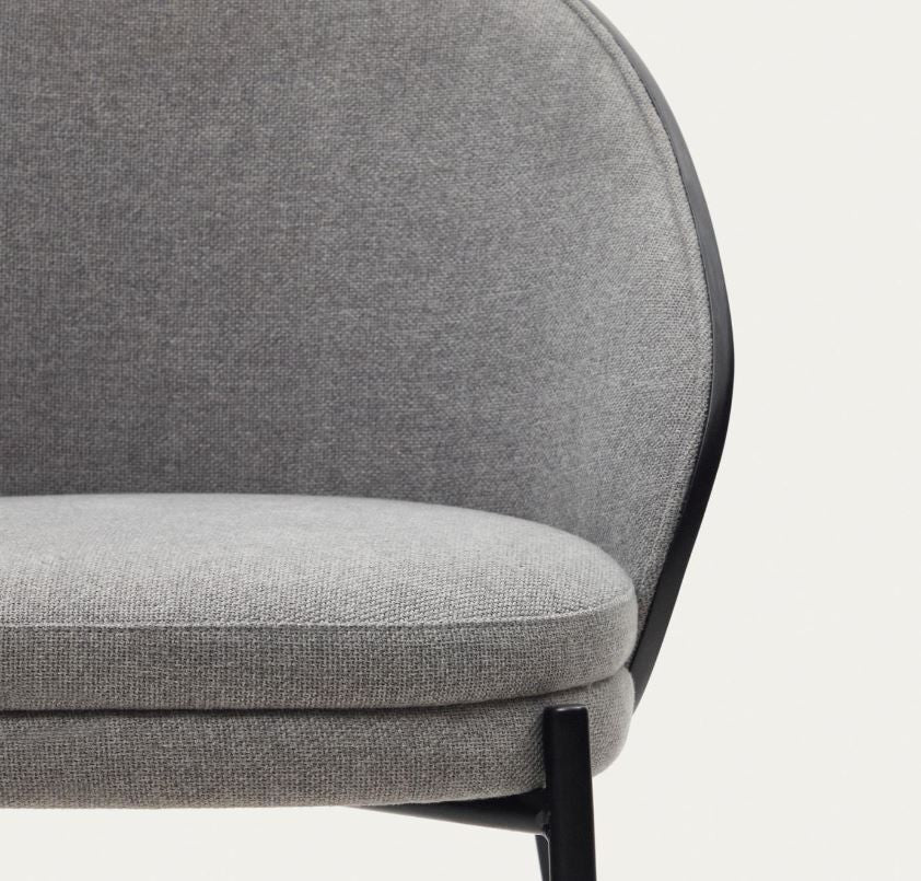 Scaun dining gri deschis/negru din textil Eamy Kave Home