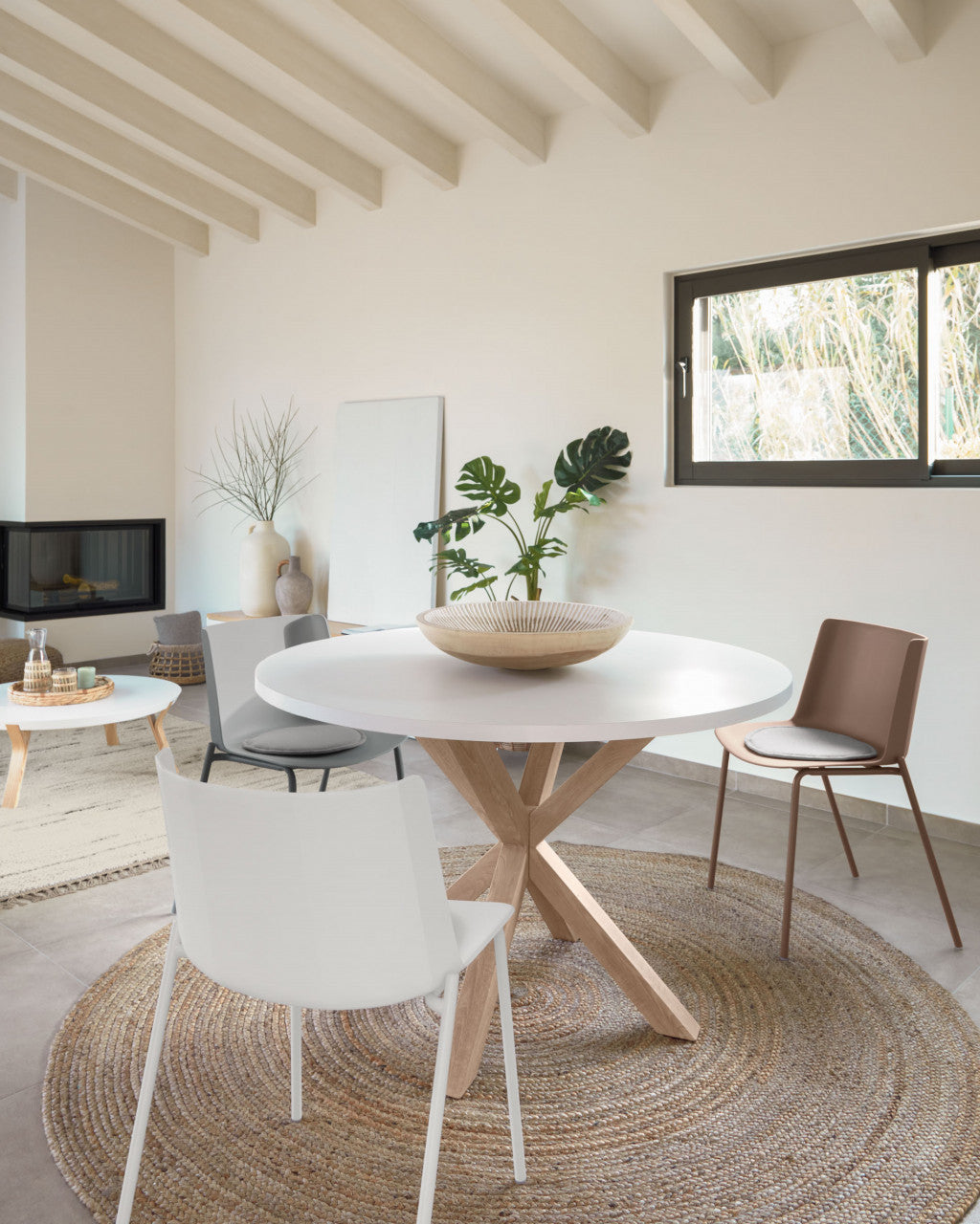Scaun dining gri din metal Hannia Kave Home