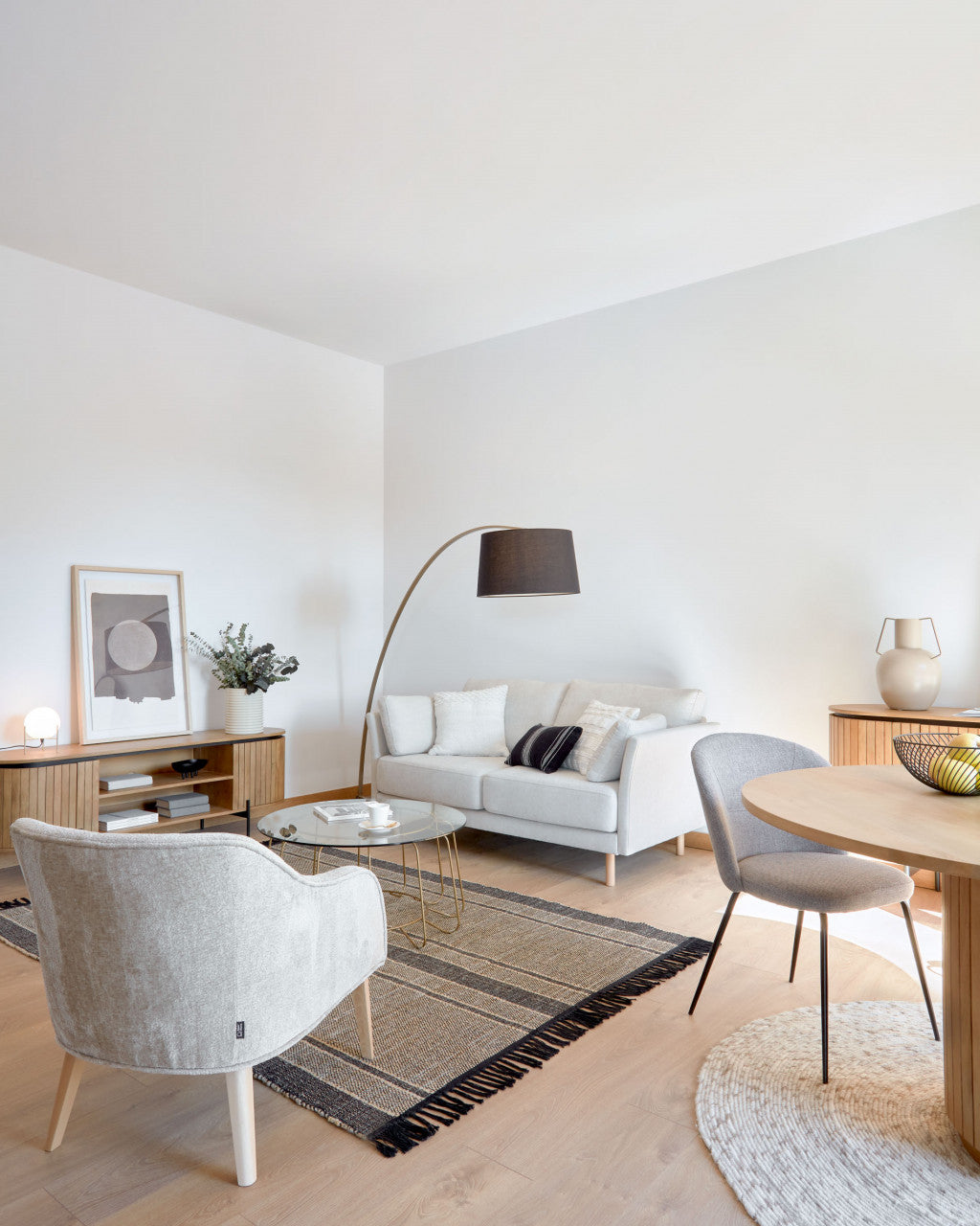 Scaun dining gri din textil Anoha Kave Home
