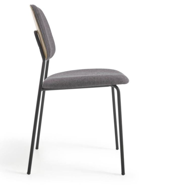 Scaun dining gri inchis din textil Benilda Kave Home