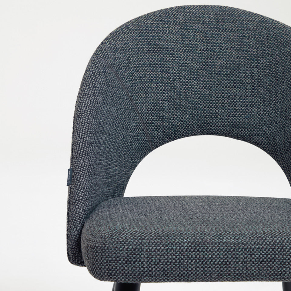 Scaun dining gri inchis din textil Mael Kave Home