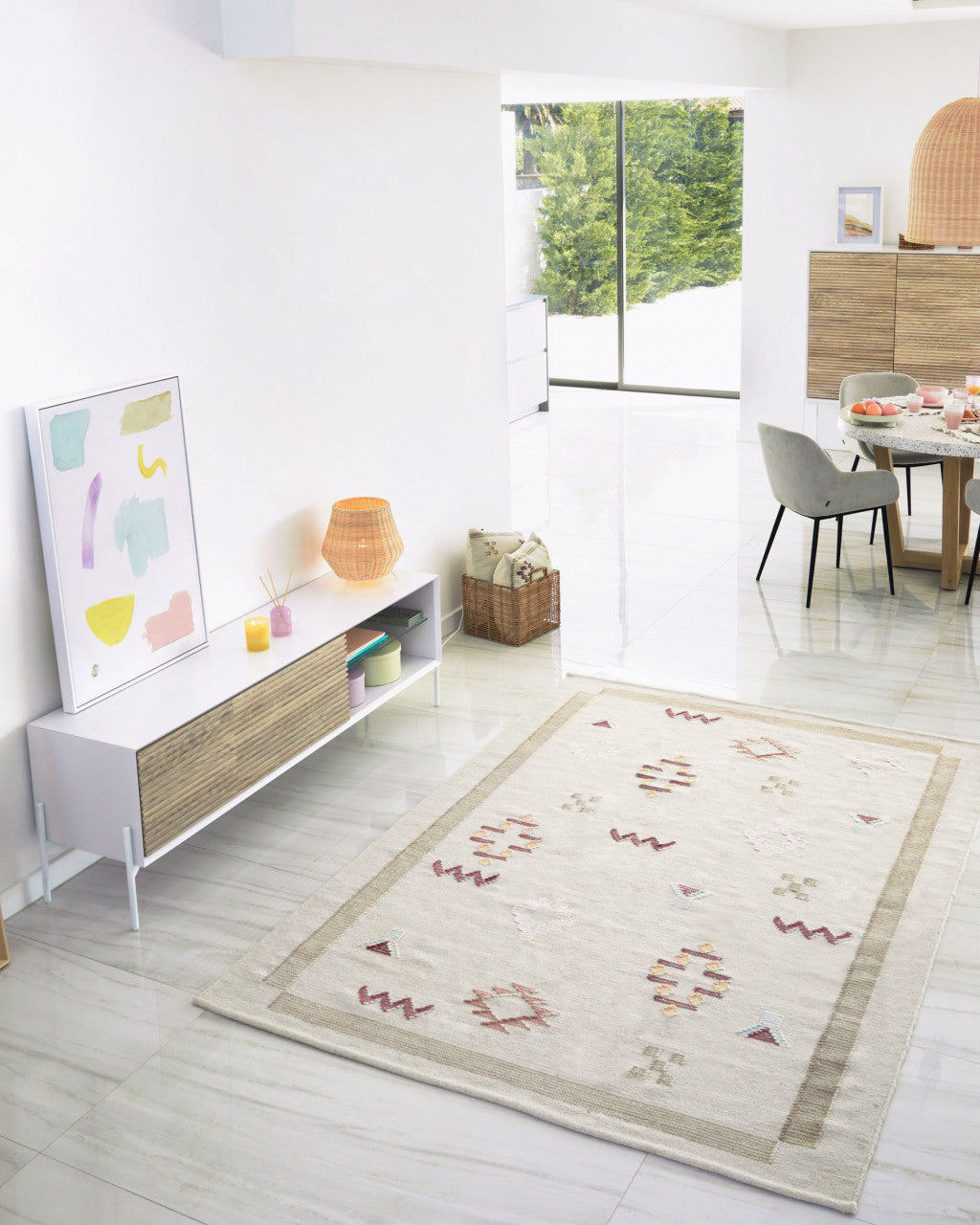 Scaun dining gri inchis/negru din catifea Konna Kave Home