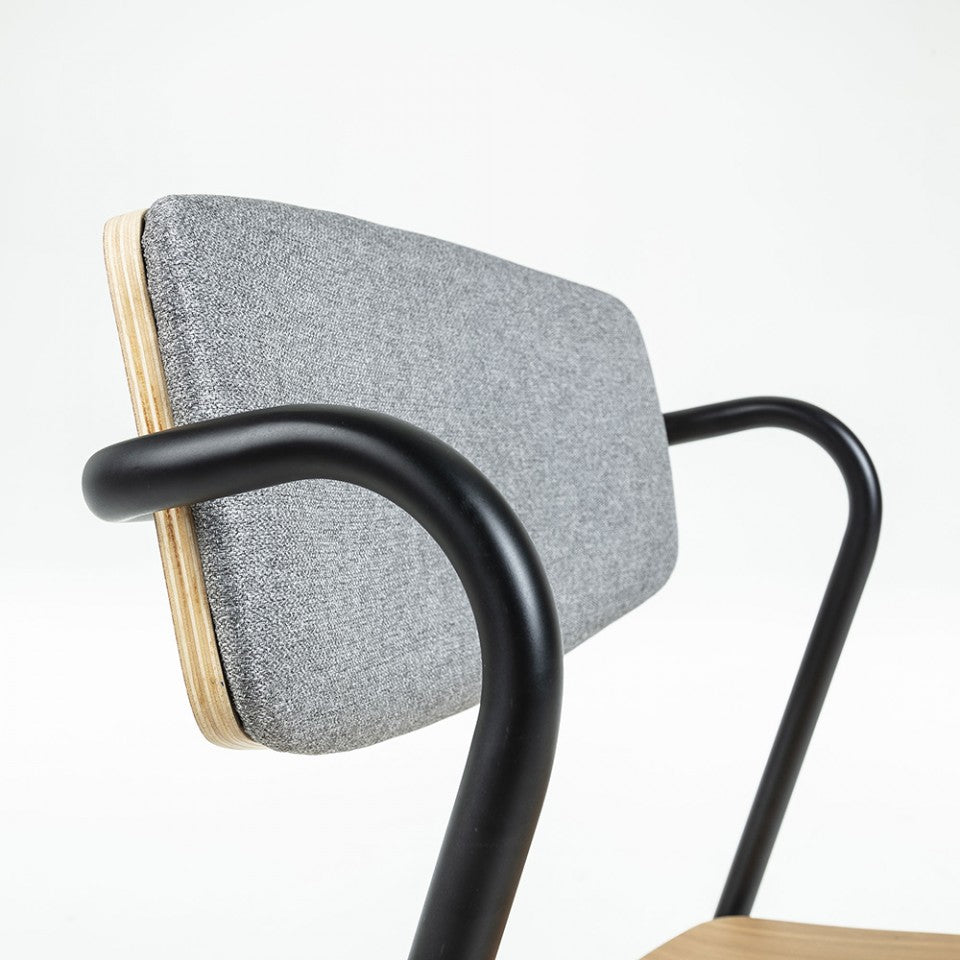 Scaun dining gri/maro din textil Zaha Kave Home
