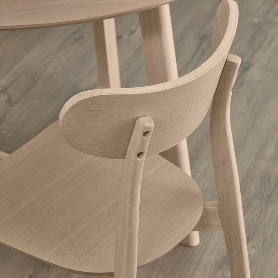 Scaun dining maro deschis din lemn Safina Kave Home