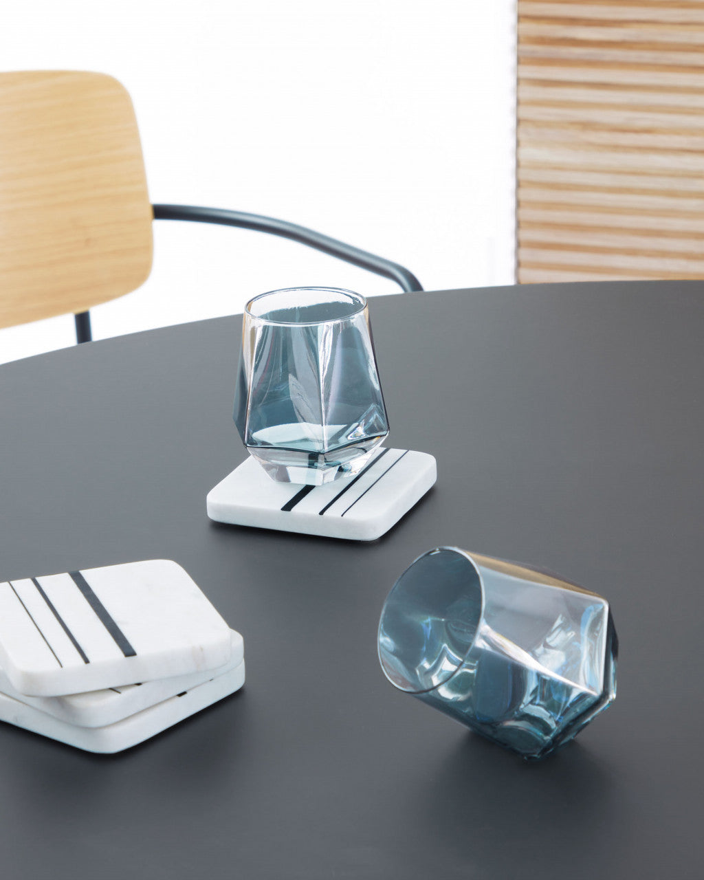 Scaun dining maro deschis din textil Maureen Kave Home