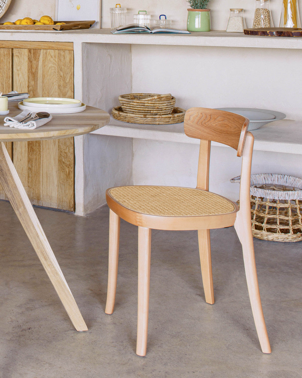 Scaun dining maro din lemn Romane Kave Home