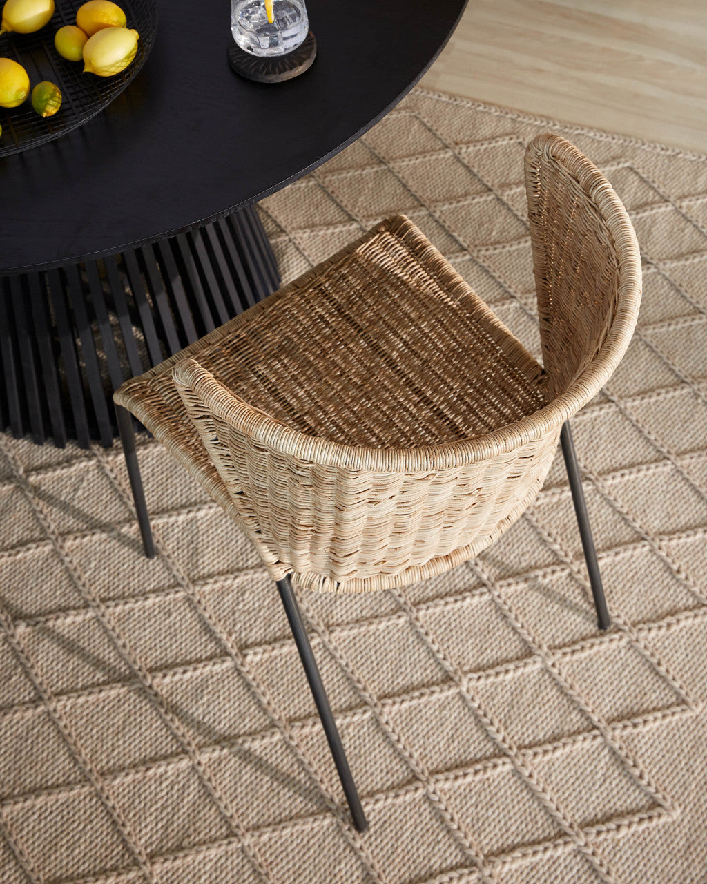 Scaun dining maro din metal Fantine Kave Home