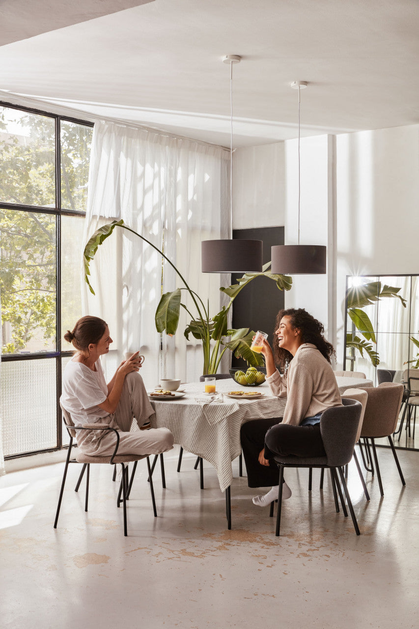 Scaun dining maro din textil Ciselia Kave Home