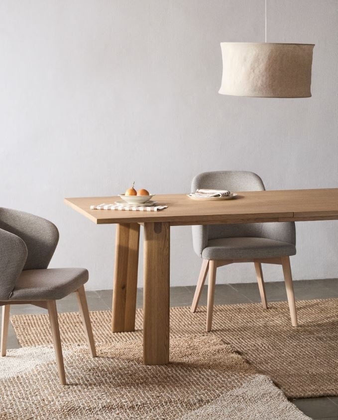 Scaun dining maro din textil Nelida Kave Home