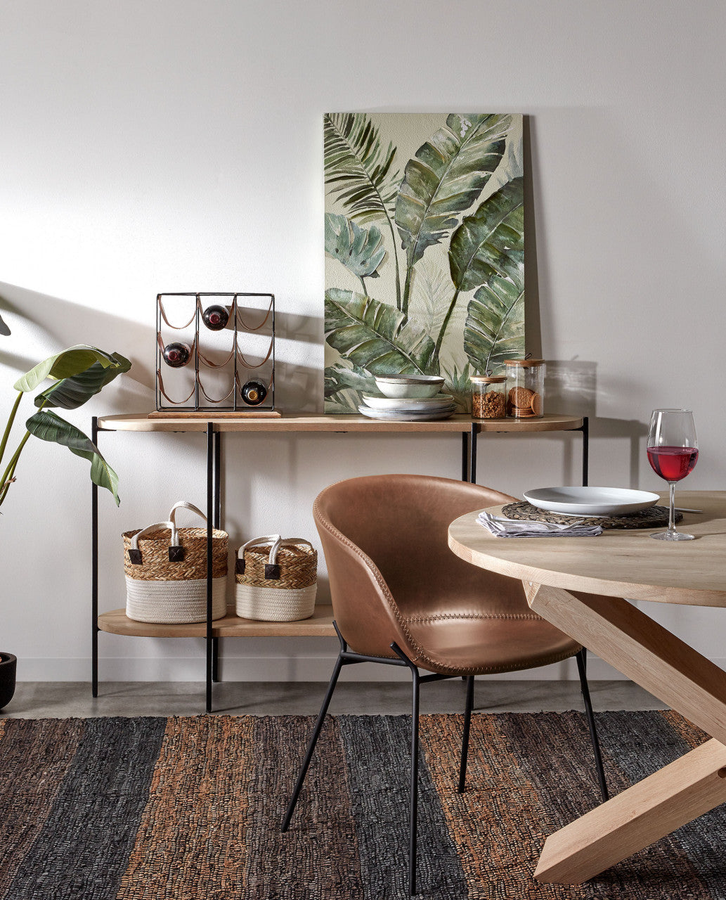 Scaun dining maro/negru din piele ecologica Yvette Kave Home