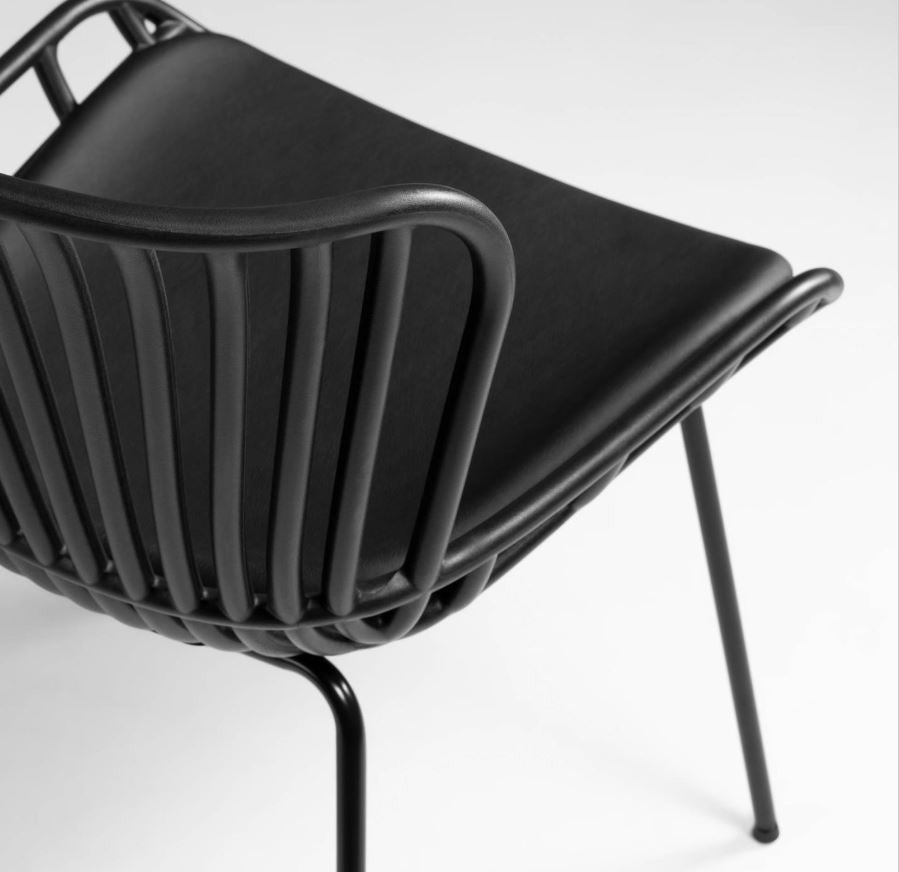 Scaun dining negru din metal Surpik Kave Home