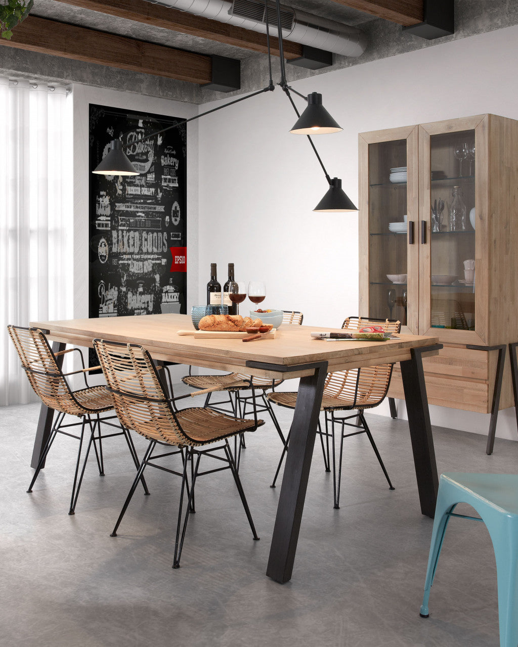 Scaun dining negru din ratan si metal Tishana Kave Home