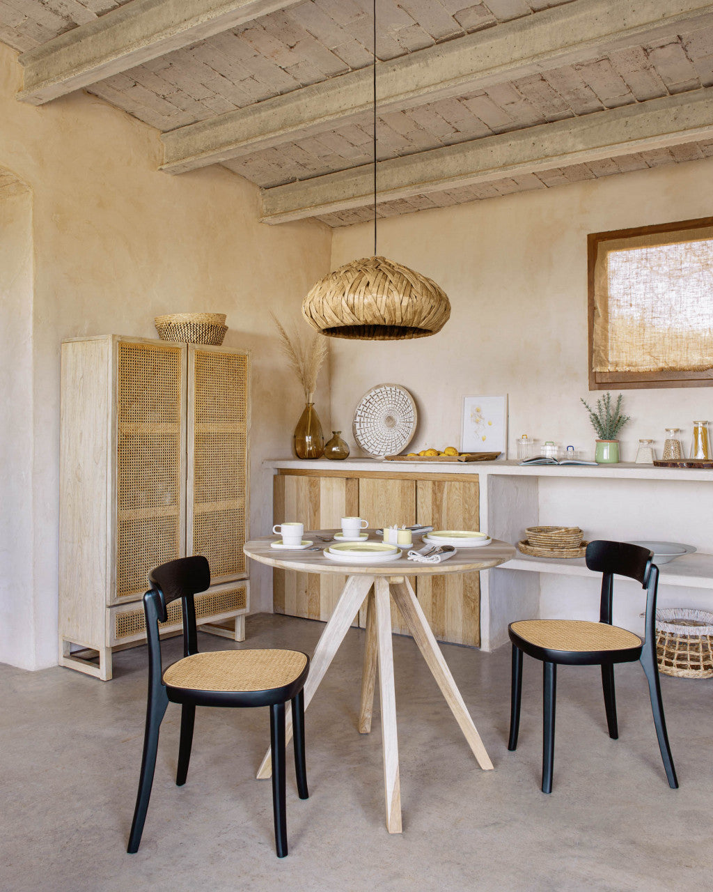 Scaun dining negru/maro din lemn Romane Kave Home