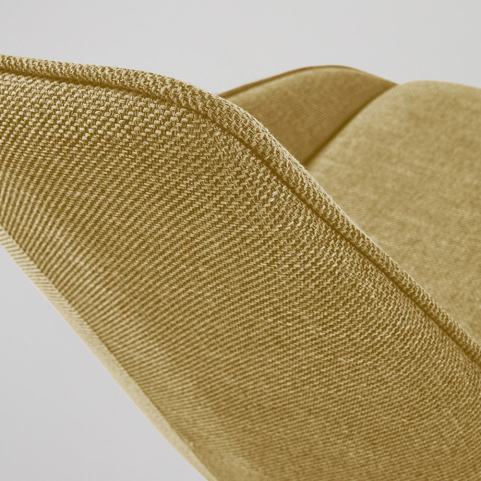 Scaun dining rotativ galben/negru din textil Haston Mustard Kave Home