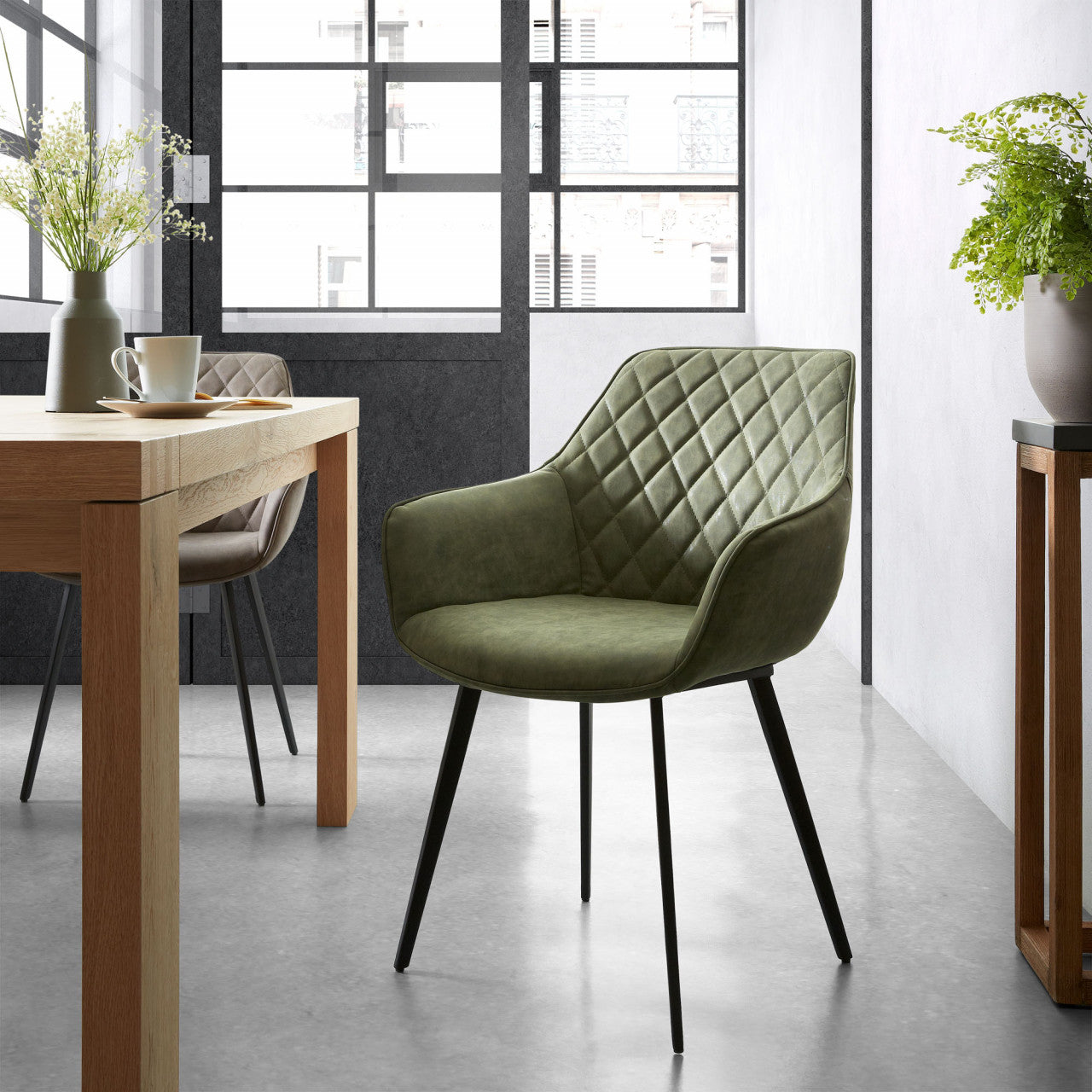Scaun dining verde din piele ecologica Amira Kave Home