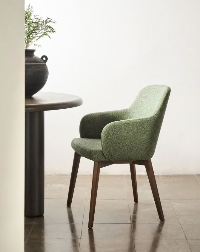 Scaun dining verde din textil Nelida Kave Home