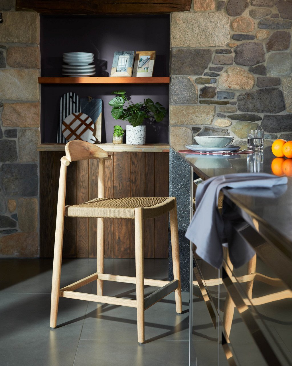 Scaun exterior bar din lemn Nina Kave Home