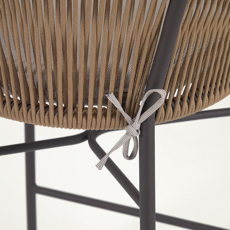 Scaun exterior bar maro/negru din metal Yanet Kave Home