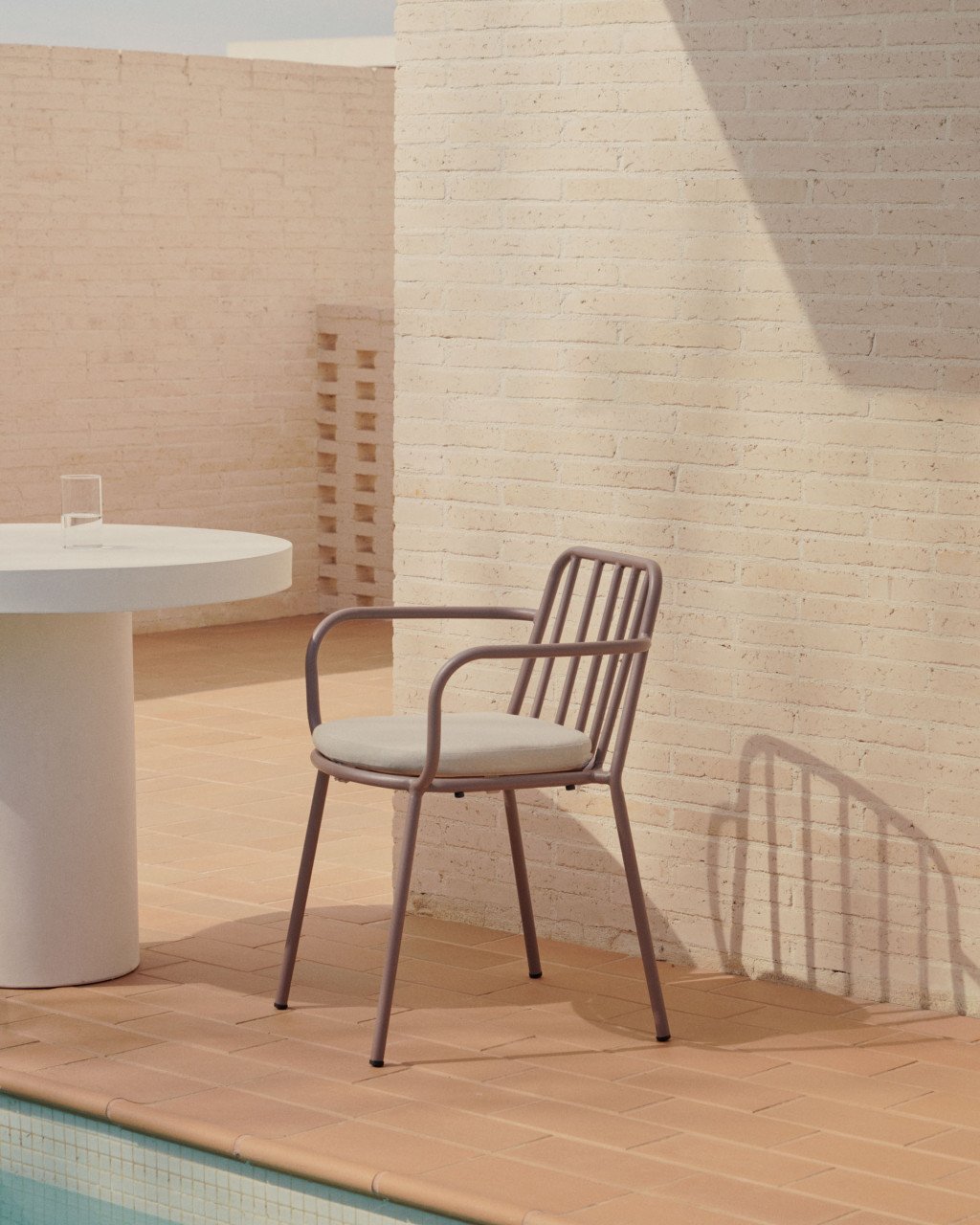 Scaun exterior dining crem din textil Bramant Kave Home