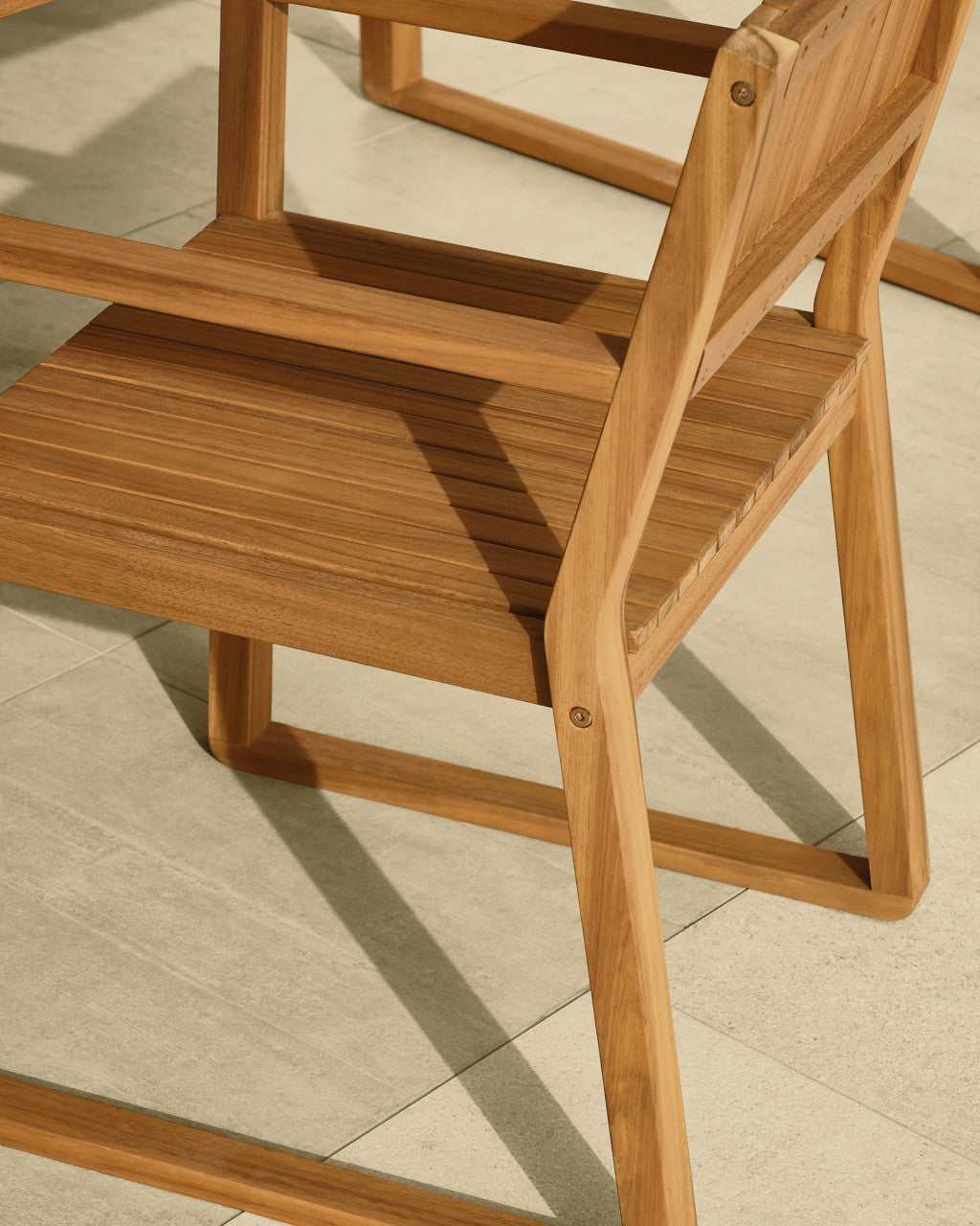 Scaun exterior dining din lemn Emili Kave Home