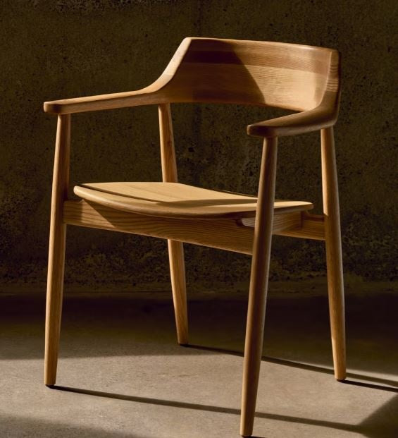 Scaun exterior dining maro din lemn Fondes Kave Home
