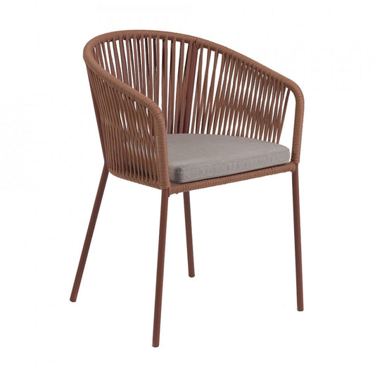 Scaun exterior dining maro din metal Yanet Kave Home