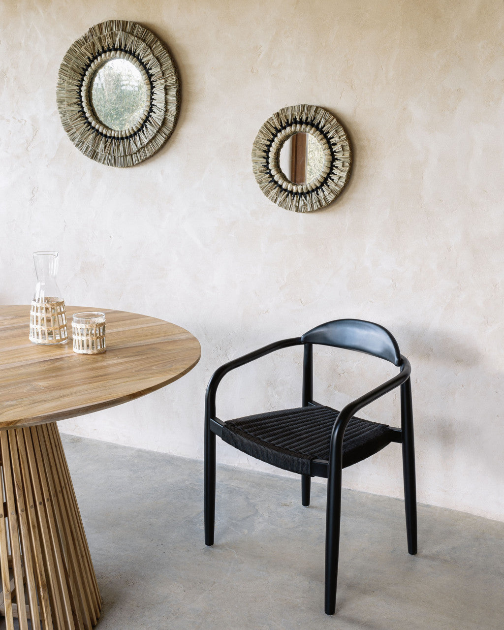Scaun exterior dining negru din lemn Nina Kave Home