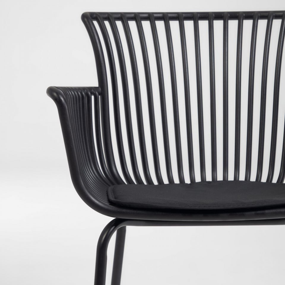 Scaun exterior dining negru din metal Surpika Kave Home