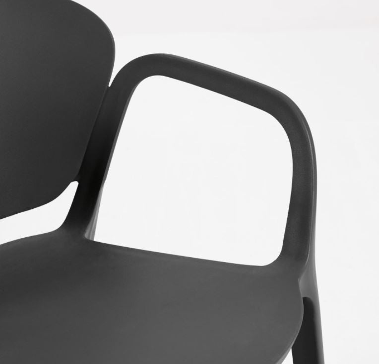 Scaun exterior dining negru din plastic Ania Kave Home