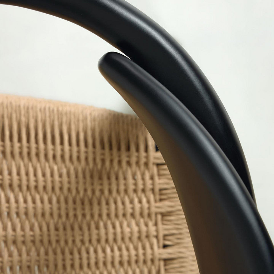 Scaun exterior dining negru/maro din lemn Nina Kave Home