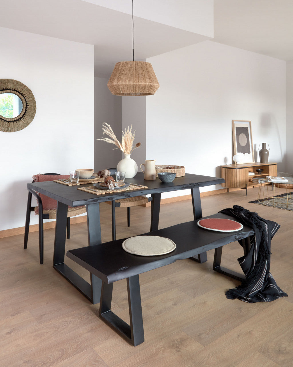 Scaun exterior dining negru/maro din lemn Nina Kave Home
