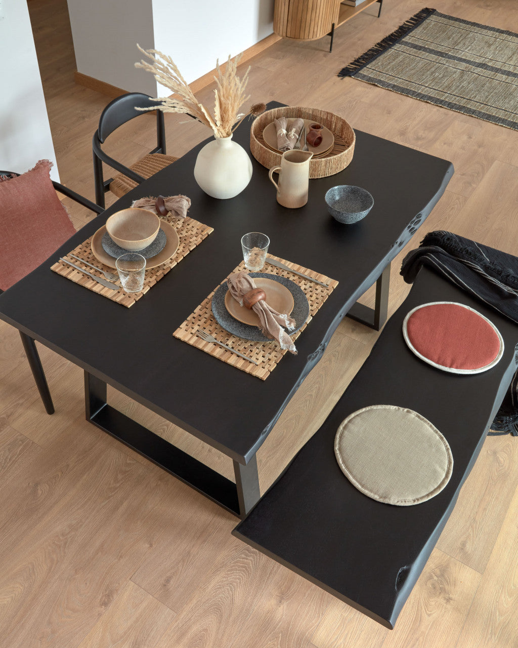 Scaun exterior dining negru/maro din lemn Nina Kave Home
