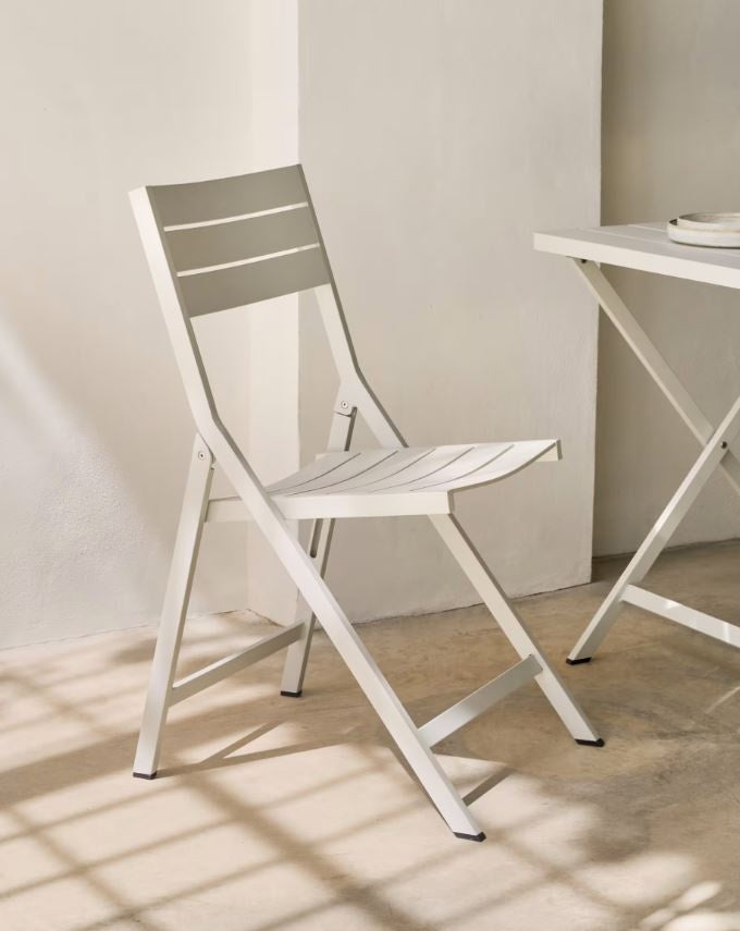Scaun exterior dining pliabil alb din metal Torreta Kave Home