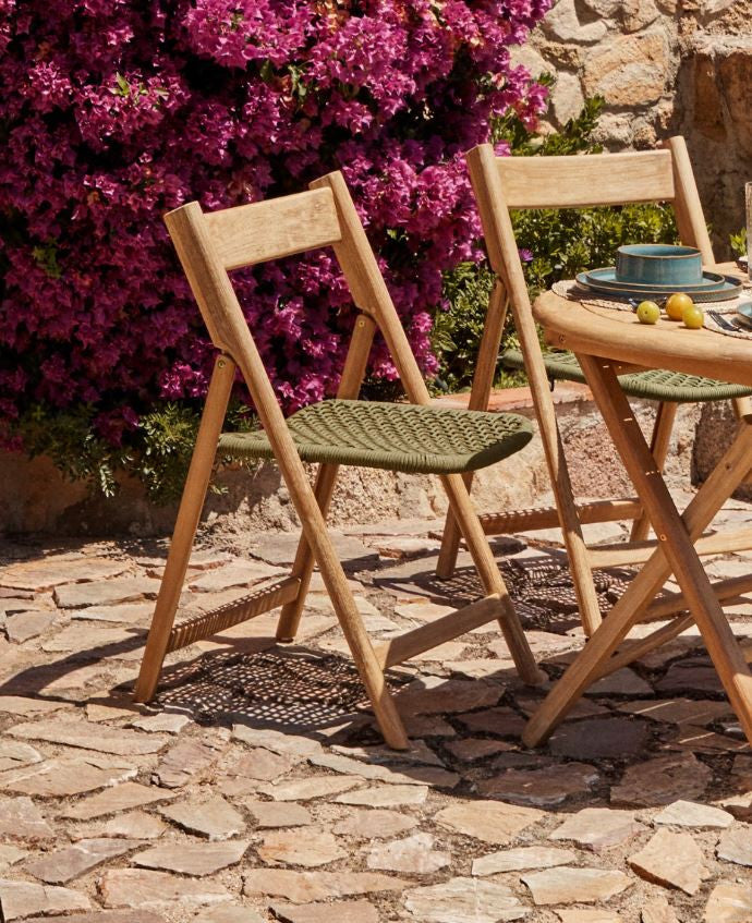 Scaun exterior dining pliabil maro/verde din lemn Dandara Kave Home