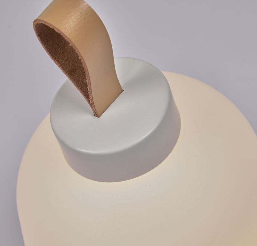 Veioza alba din metal 24 cm Uliana Kave Home