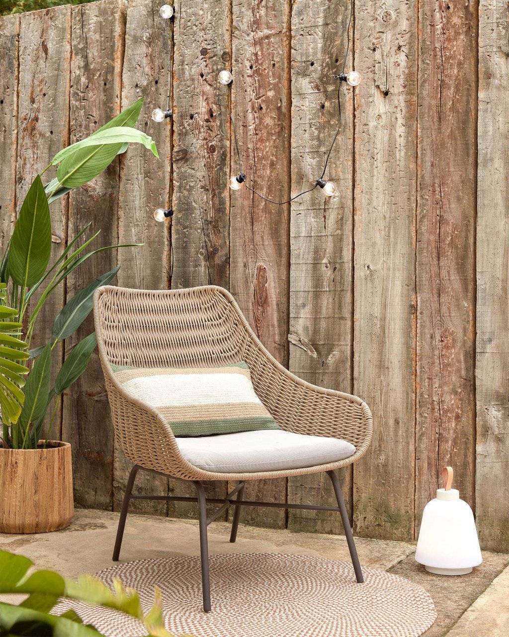 Veioza alba din metal 24 cm Uliana Kave Home