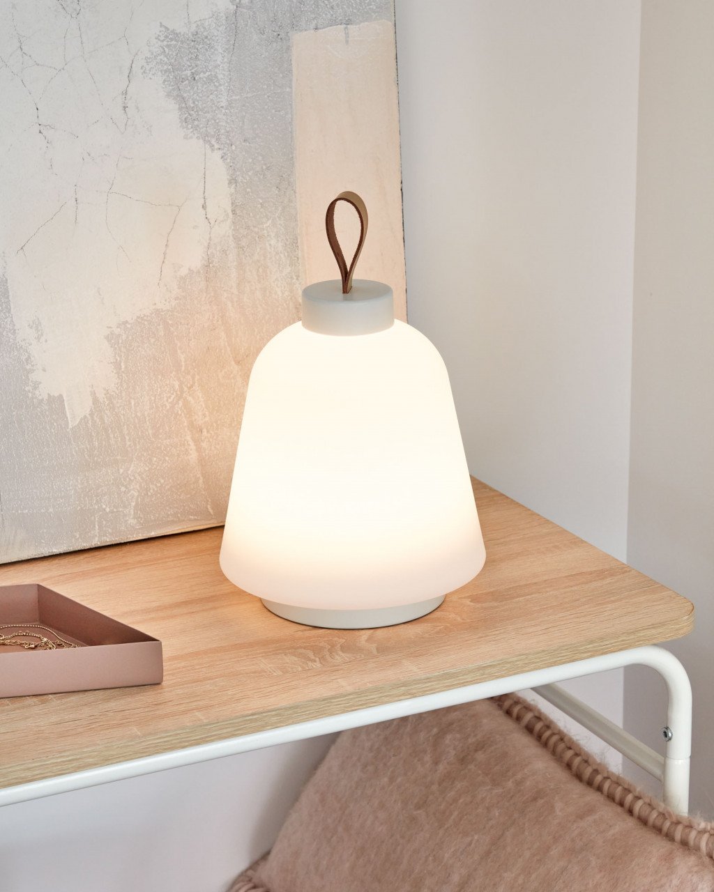 Veioza alba din metal 24 cm Uliana Kave Home