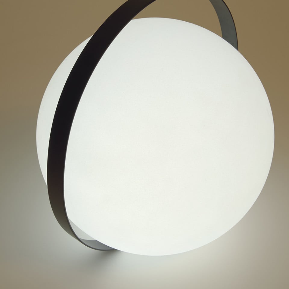 Veioza alba din metal 33 cm Dinesh Kave Home