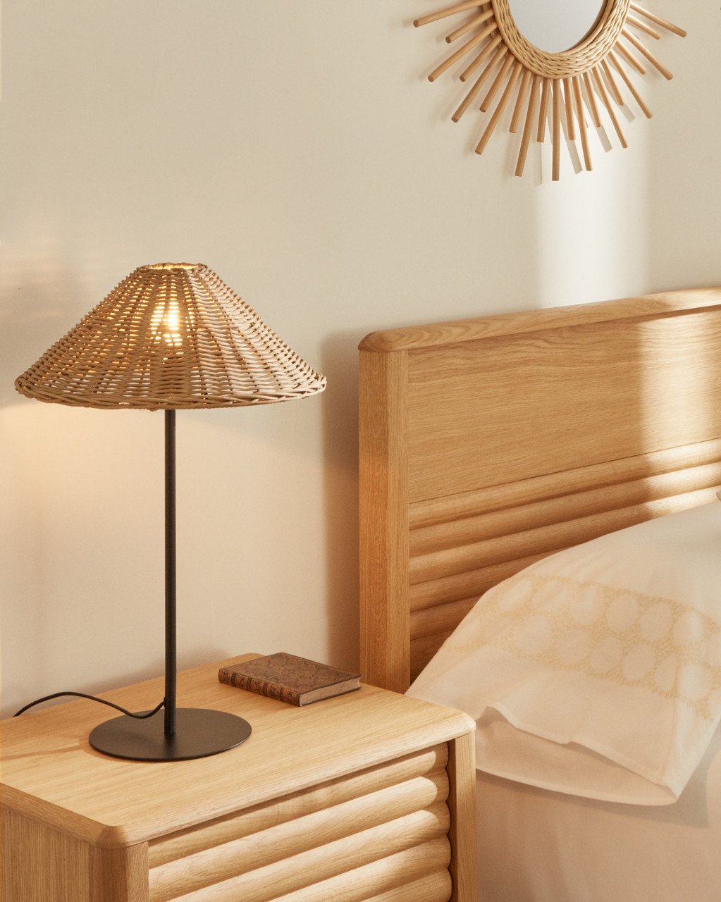 Veioza maro din ratan 50 cm Urania Kave Home