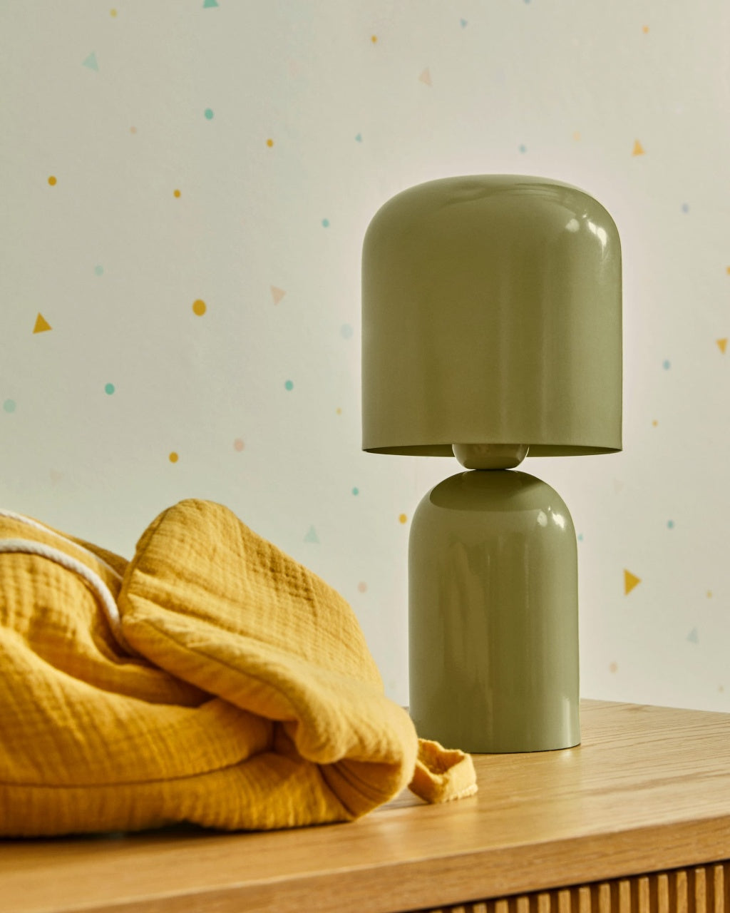 Veioza verde din metal 28 cm Monze Kave Home